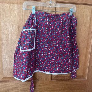 Vintage cottagecore Red Floral Half Apron with Lace Trim